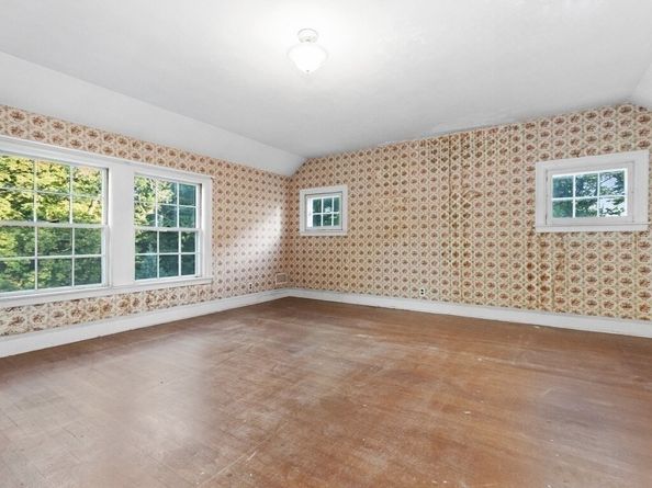 17 Glezen Lane, Wayland MA 01778