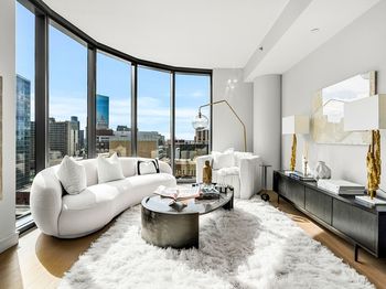 55 Lagrange St