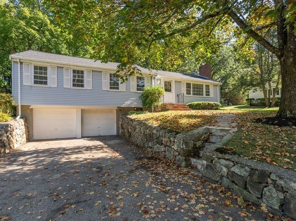 102 Smith Drive, Westwood MA 02090