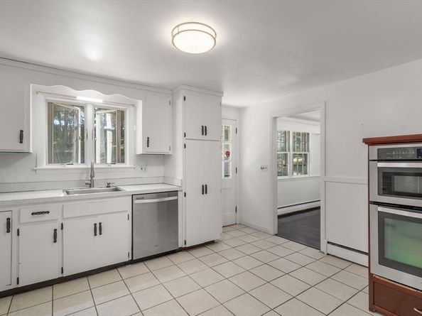 102 Smith Drive, Westwood MA 02090