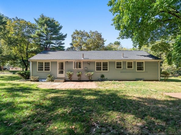 102 Smith Drive, Westwood MA 02090