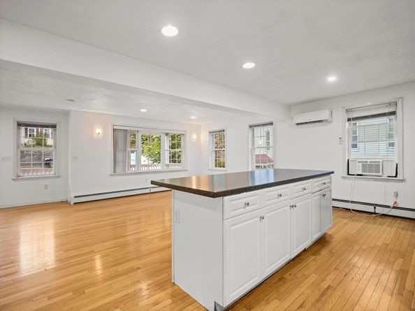 40 Lakewood Street, Worcester MA 01603
