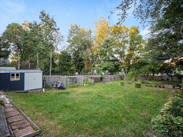 40 Lakewood Street, Worcester MA 01603