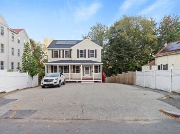 40 Lakewood Street