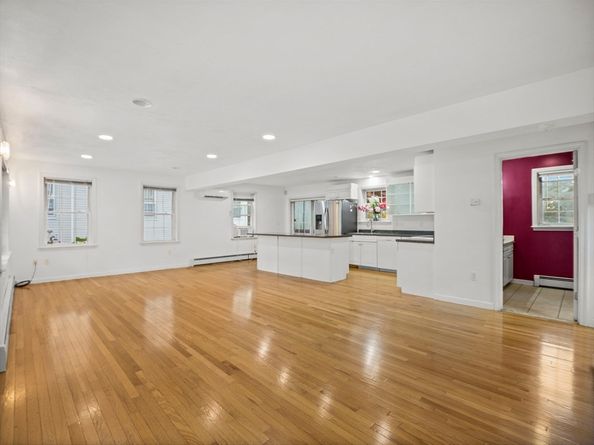 40 Lakewood Street, Worcester MA 01603