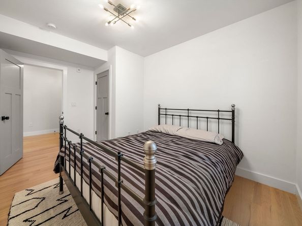 216 Havre St 4, Boston MA 02128