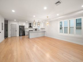 216 Havre St 4, Boston MA 02128