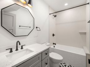 216 Havre St 4, Boston MA 02128
