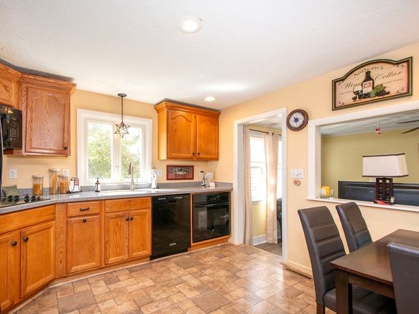 55 Christopher Dr, Milton MA 02186