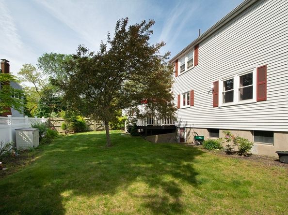 55 Christopher Dr, Milton MA 02186