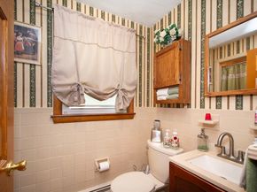 55 Christopher Dr, Milton MA 02186