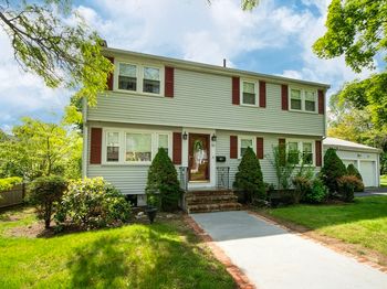 55 Christopher Dr