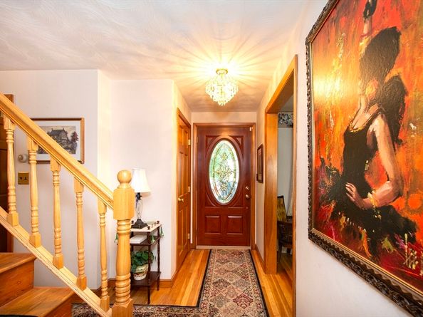 55 Christopher Dr, Milton MA 02186