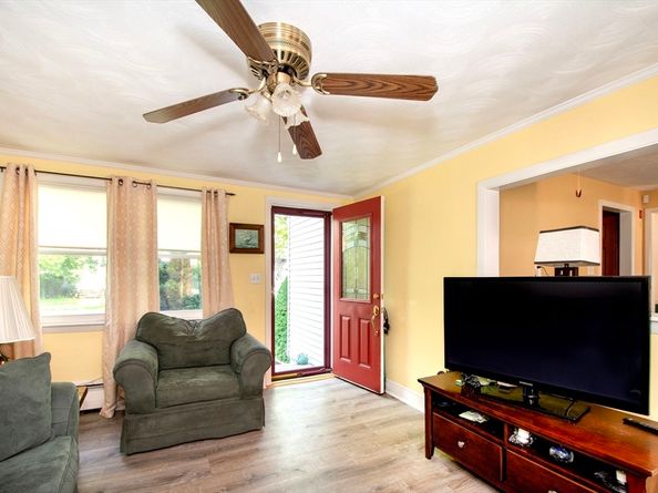 55 Christopher Dr, Milton MA 02186