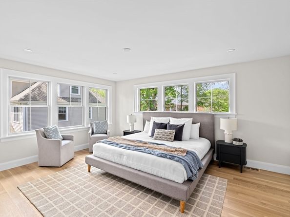 15 Glenland, Brookline MA 02467