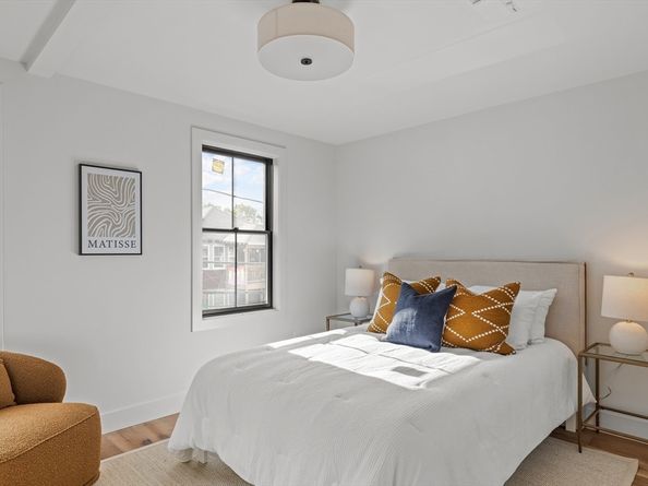27 Dartmouth St 27, Arlington MA 02474