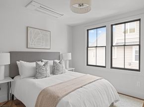27 Dartmouth St 27, Arlington MA 02474