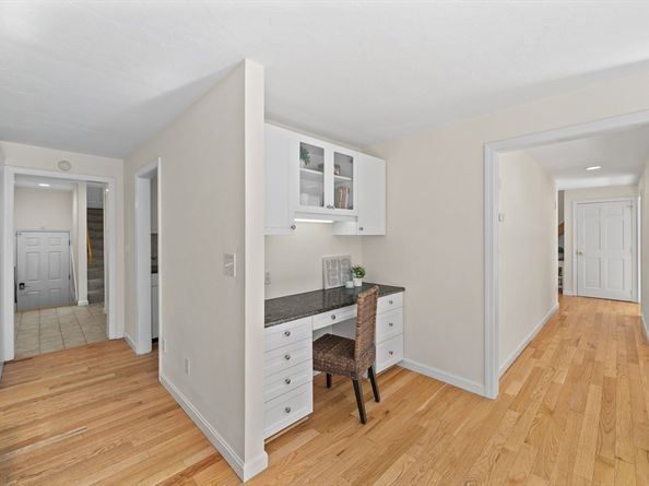 28 Garvey Road, Framingham MA 01701