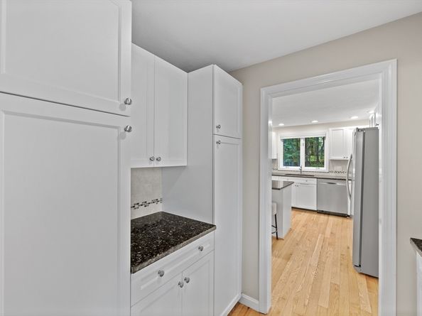 28 Garvey Road, Framingham MA 01701