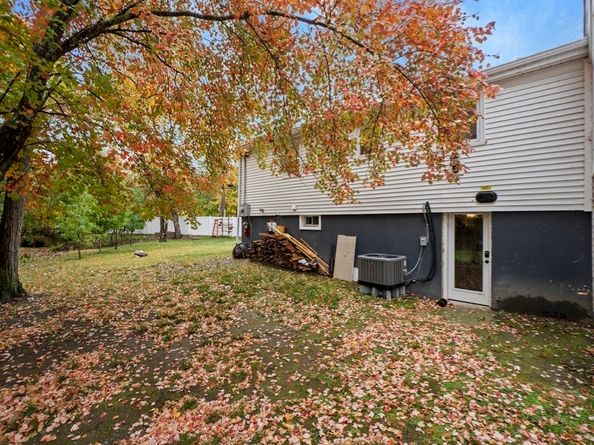 217 Park St, North Reading MA 01864