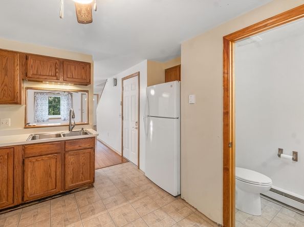 29-A Chilmark St, Worcester MA 01604