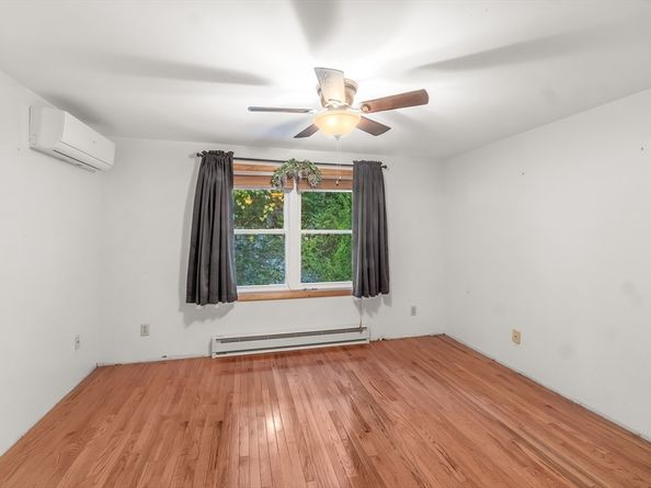 29-A Chilmark St, Worcester MA 01604