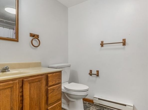 29-A Chilmark St, Worcester MA 01604