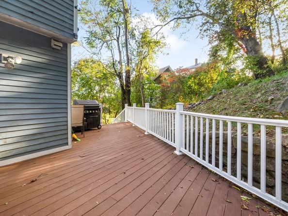 29-A Chilmark St, Worcester MA 01604