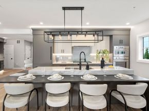 71 Greenough St 711, Brookline MA 02445
