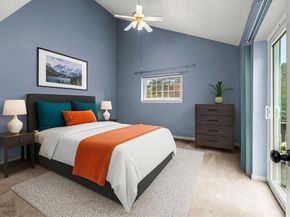 33 Country Club Ln D, Milford MA 01757