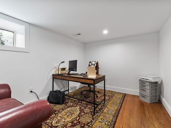 216-218 Central Ave 218, Medford MA 02155