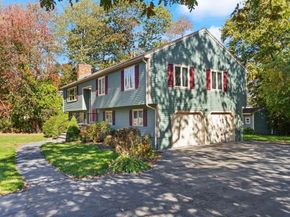 139 Clover Ln, Stoughton MA 02072