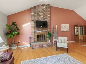 139 Clover Ln, Stoughton MA 02072