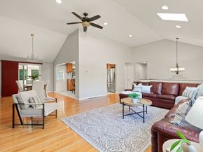 139 Clover Ln, Stoughton MA 02072