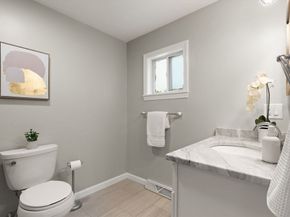 139 Clover Ln, Stoughton MA 02072