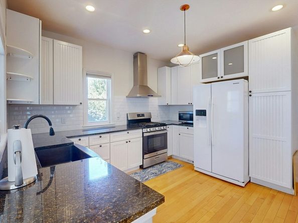 32 Pearl Ave, Winthrop MA 02152