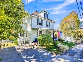 36 Laurier St, Worcester MA 01603