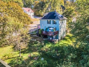 36 Laurier St, Worcester MA 01603