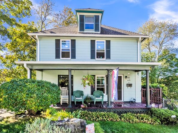 36 Laurier St, Worcester MA 01603
