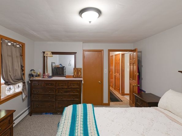 2 Spencer St, Millis MA 02054