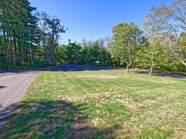 2 Spencer St, Millis MA 02054
