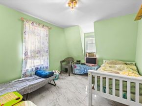 203 Pleasant St, Ashland MA 01721