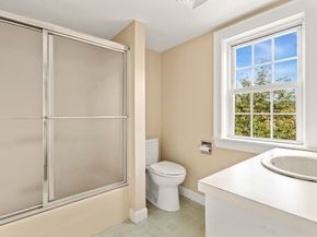 29 Reynolds Rd, Peabody MA 01960