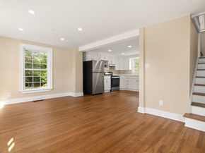 29 Reynolds Rd, Peabody MA 01960