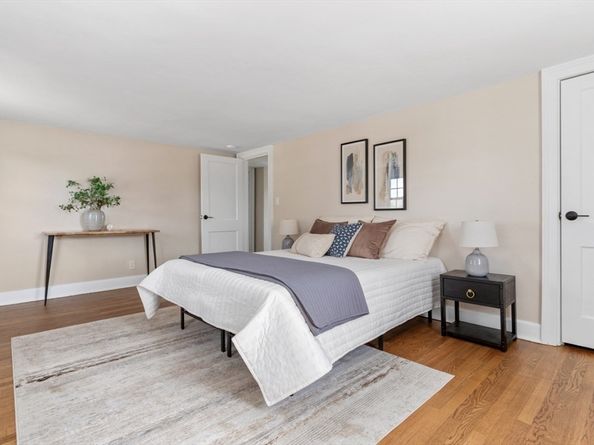 29 Reynolds Rd, Peabody MA 01960