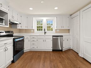 29 Reynolds Rd, Peabody MA 01960