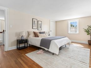 29 Reynolds Rd, Peabody MA 01960