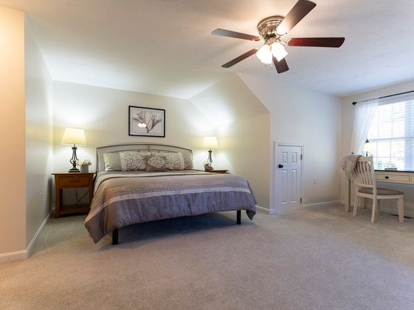 11 Coldspring Dr B, Sutton MA 01590