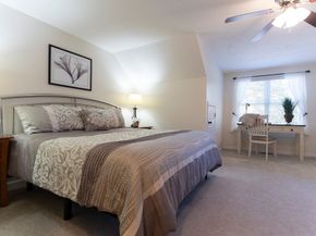 11 Coldspring Dr B, Sutton MA 01590