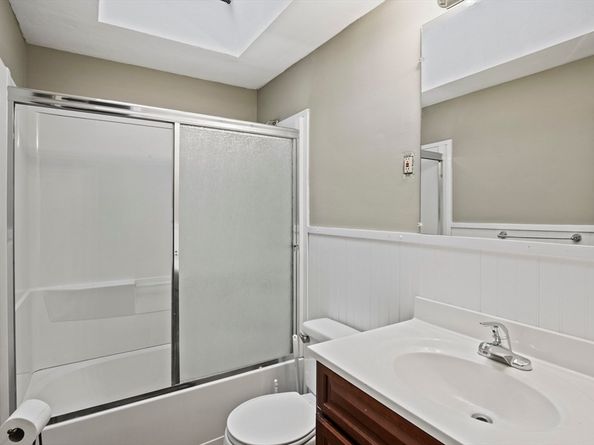 11 Venus Drive, Shrewsbury MA 01545